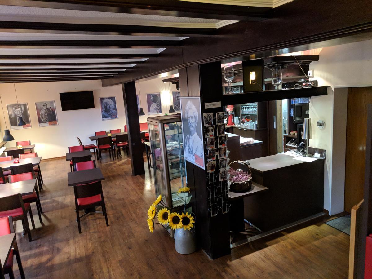 Aprotos Lueneburger Hof Hotel Munster im Heidekreis Ngoại thất bức ảnh