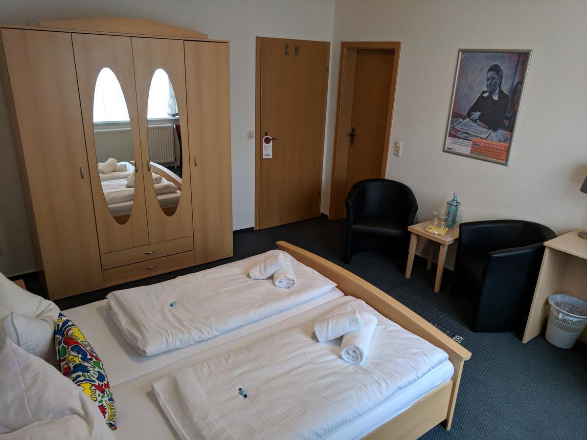 Aprotos Lueneburger Hof Hotel Munster im Heidekreis Ngoại thất bức ảnh