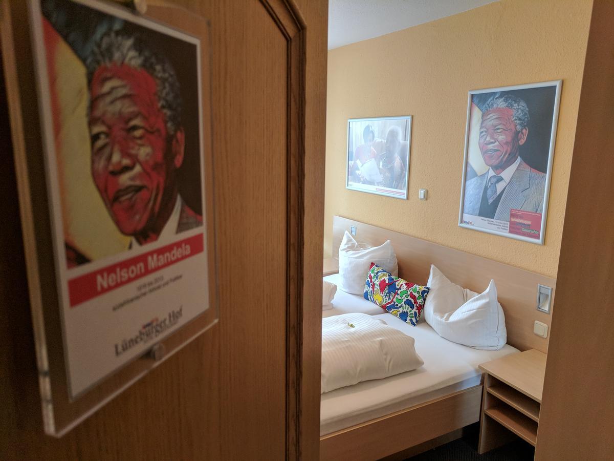 Aprotos Lueneburger Hof Hotel Munster im Heidekreis Ngoại thất bức ảnh
